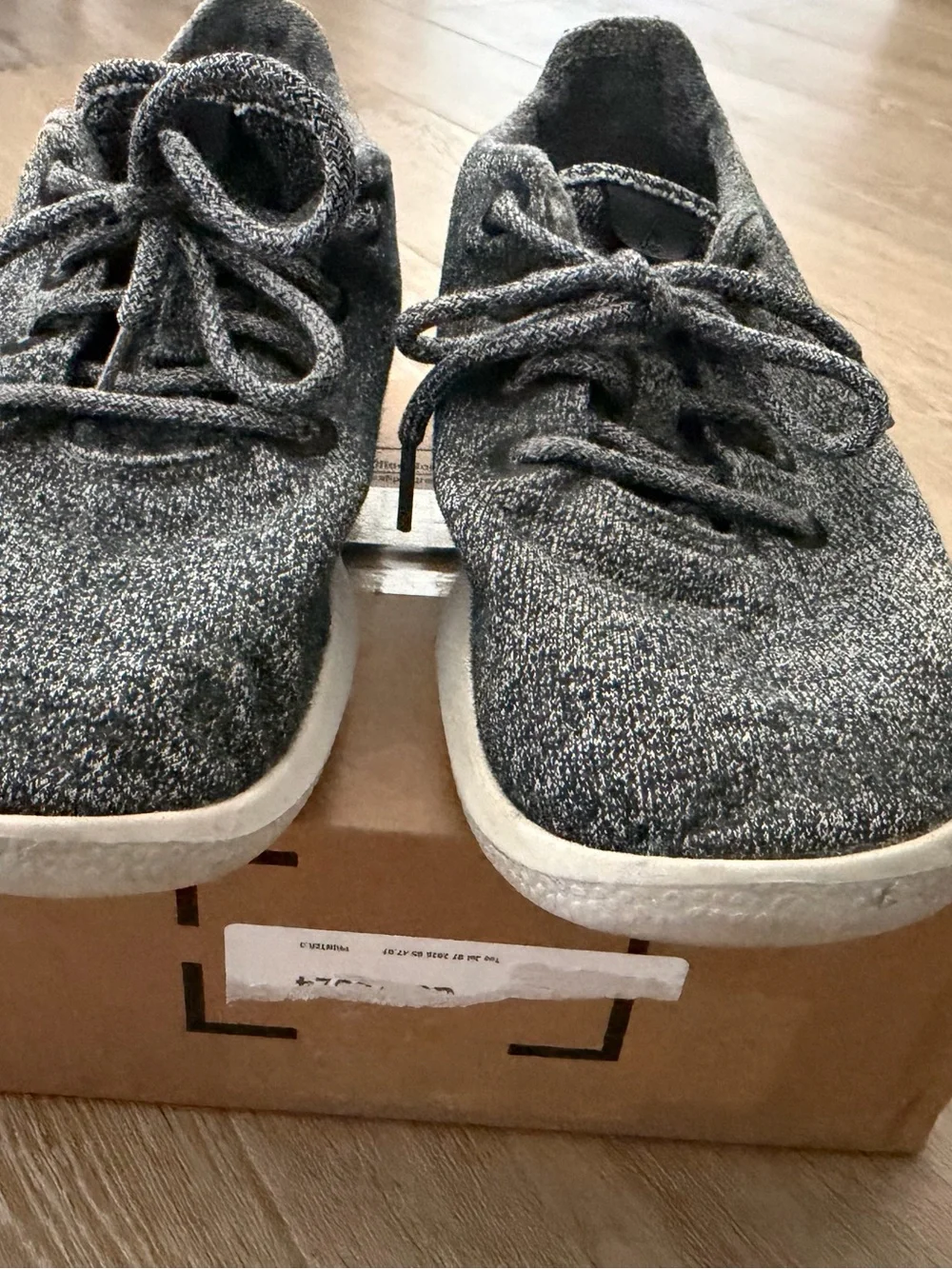 Allbirds Grey Knit size M10 men’s Sneakers